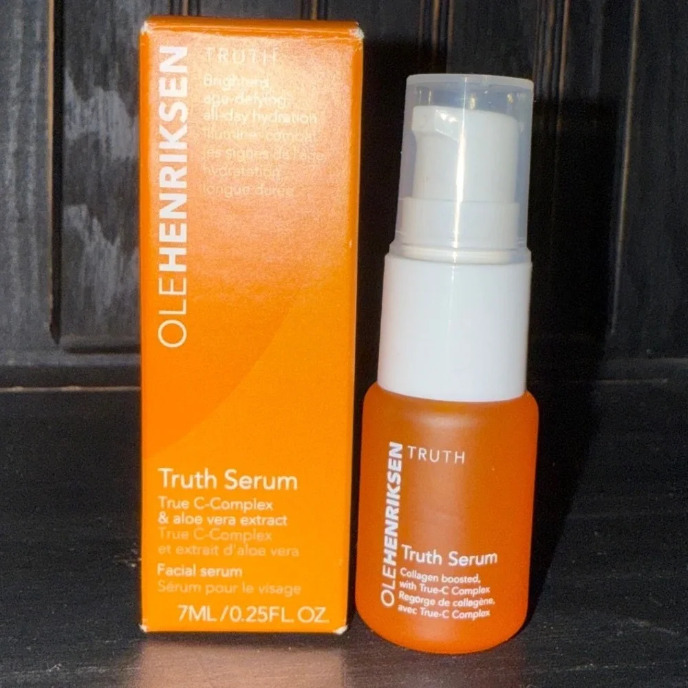 OLEHENRIKSEN Truth Serum 7mL + Pout Preserve Lingonberry Jam Lip Treatment Set
